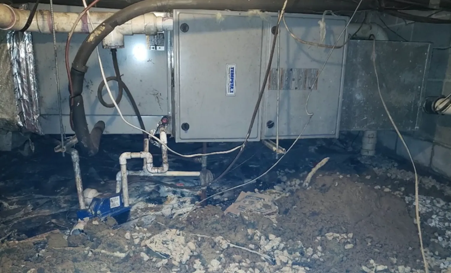 crawl space water damage restoration process